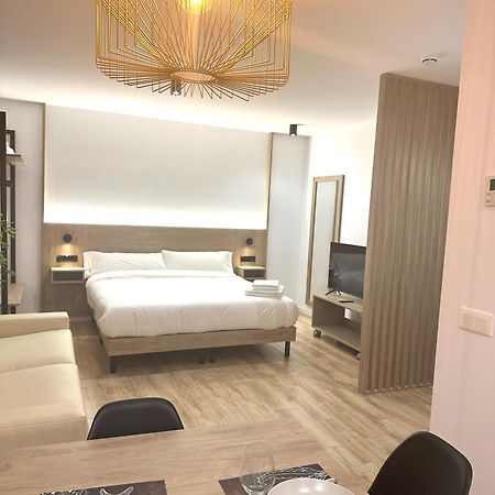 Arena 20 Suites Валенсия Экстерьер фото