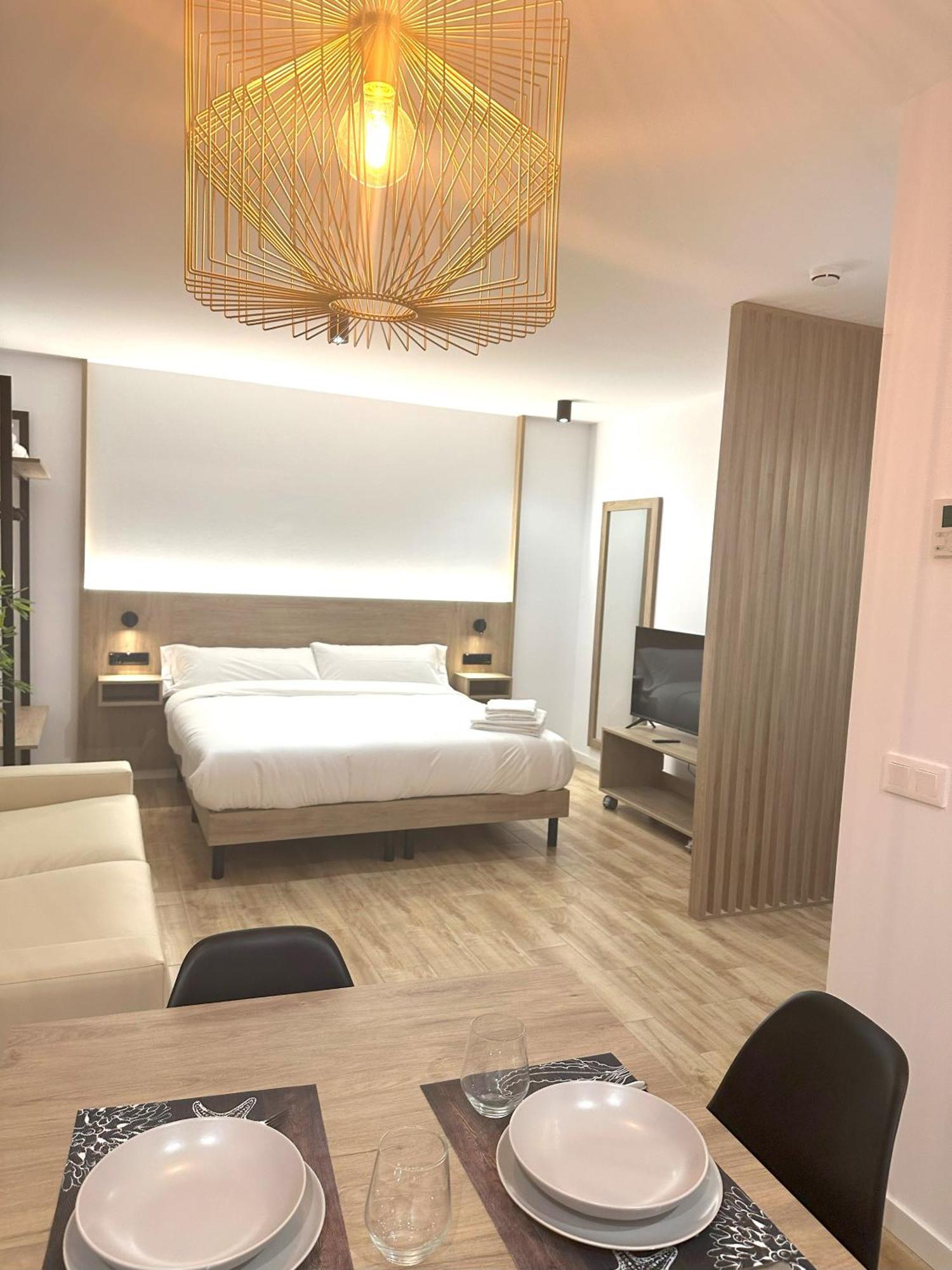 Arena 20 Suites Валенсия Экстерьер фото