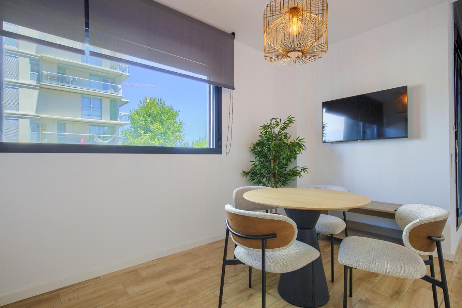Arena 20 Suites Валенсия Экстерьер фото