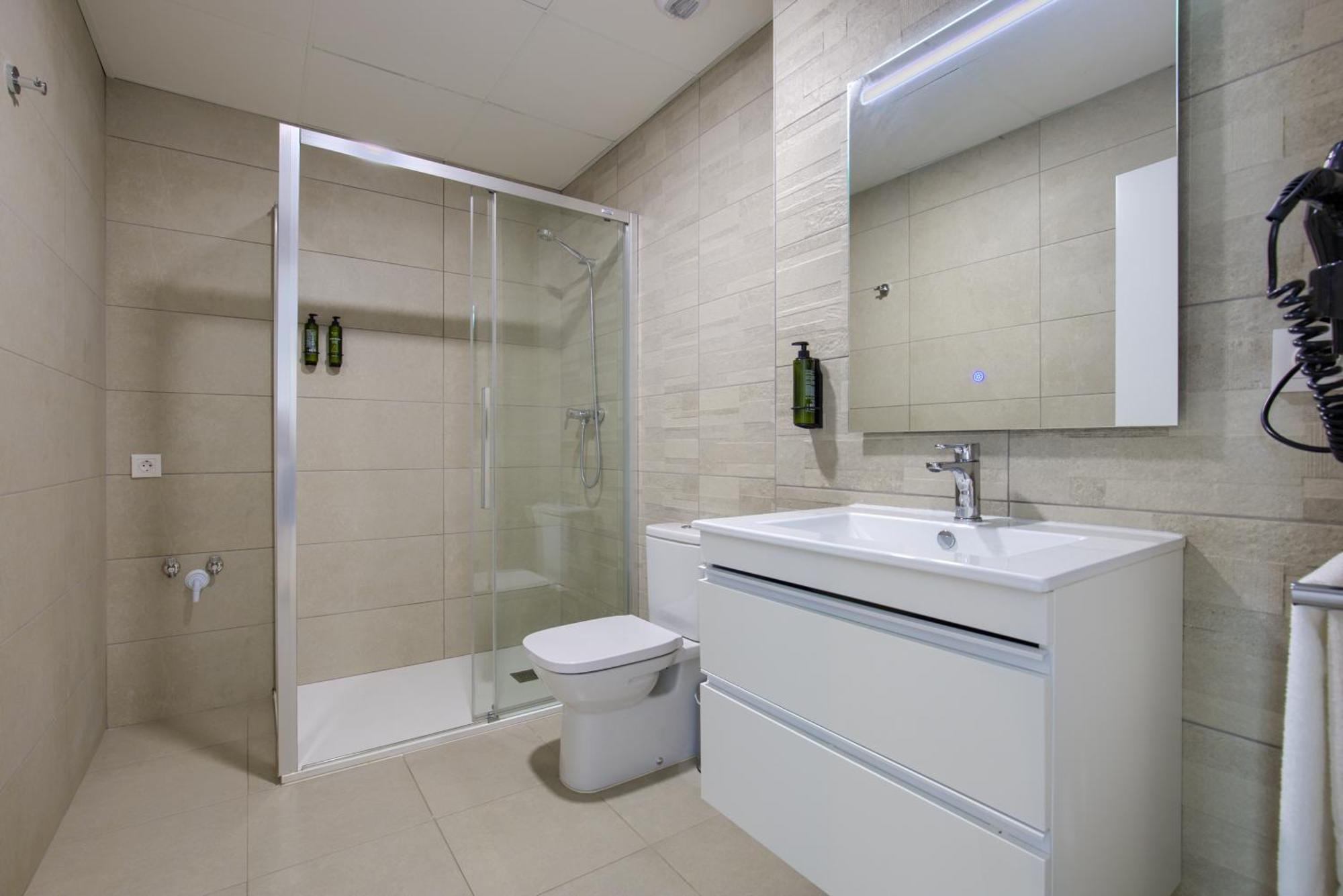 Arena 20 Suites Валенсия Экстерьер фото